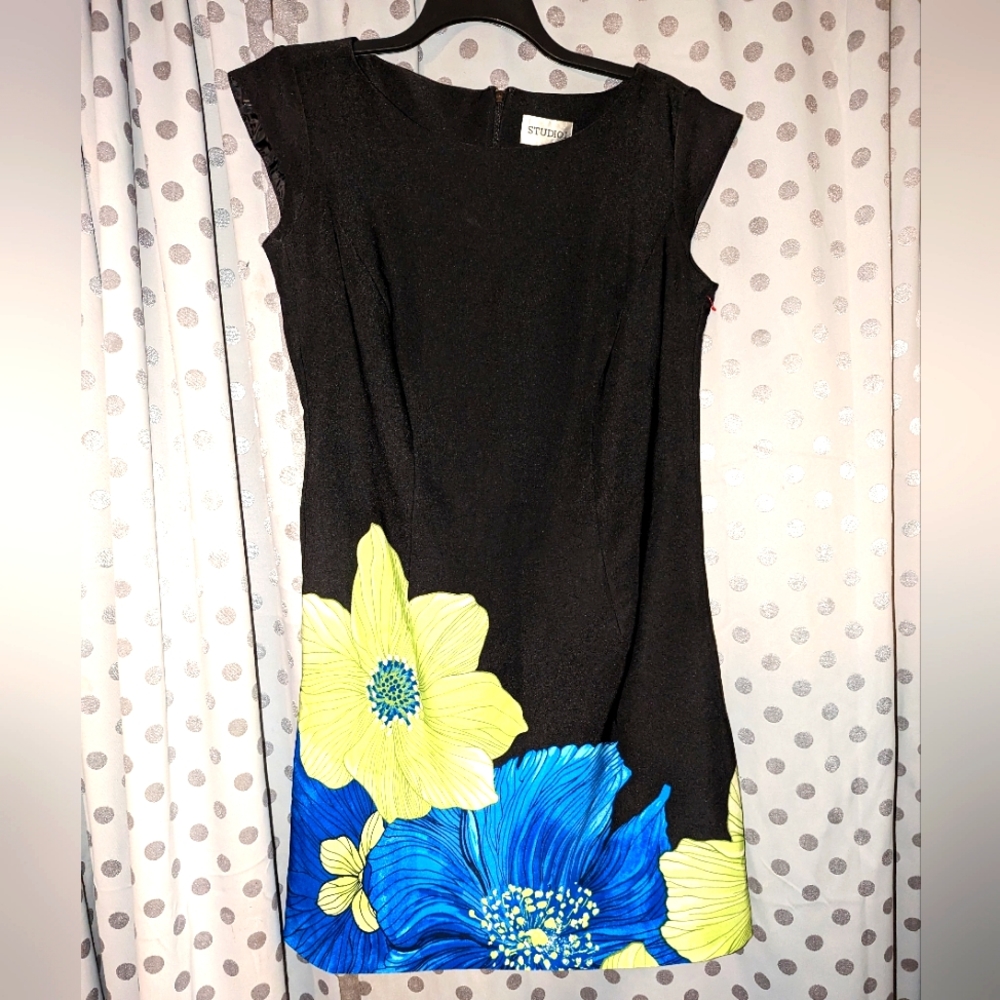 STUDIO I Short Sleeve Sheath Floral Sheath Dress L?